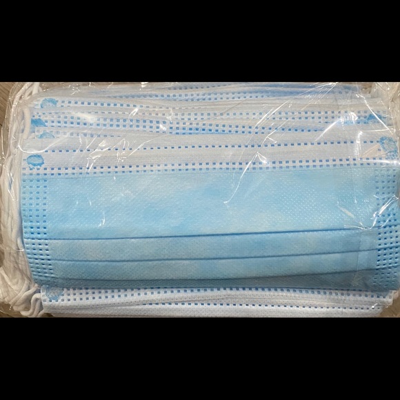 Masks 50 Pieces - Picture 3 of 6